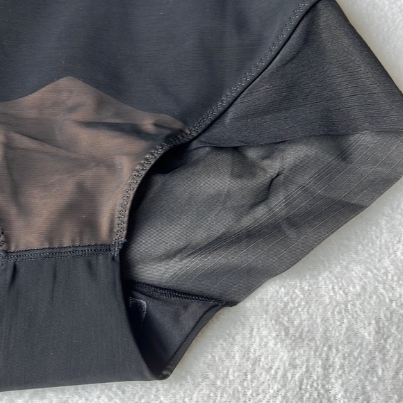 Honeylove SuperPower Brief - Picture 10 of 16